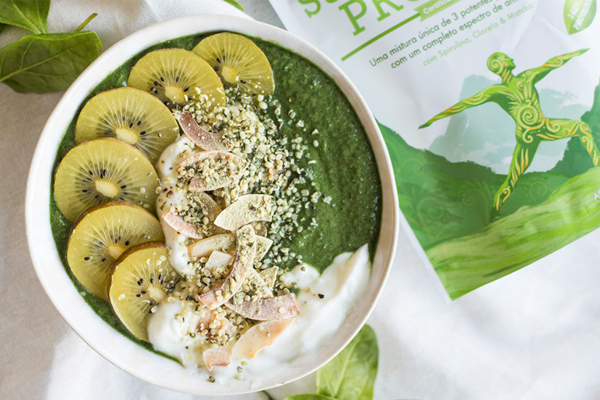 Green smoothie bowl