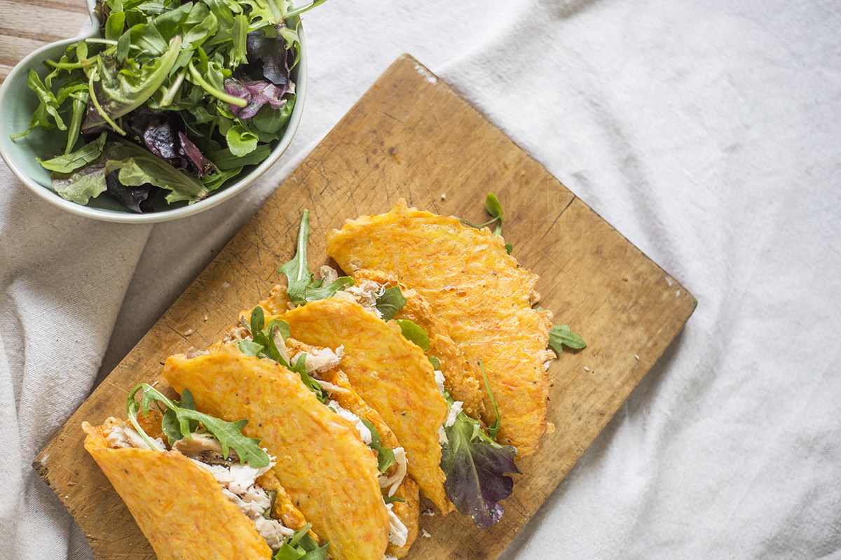 Tacos de Cenoura com Frango Desfiado